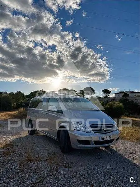 2010 Mercedes Benz Viano