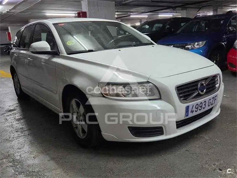 2010 Volvo V50