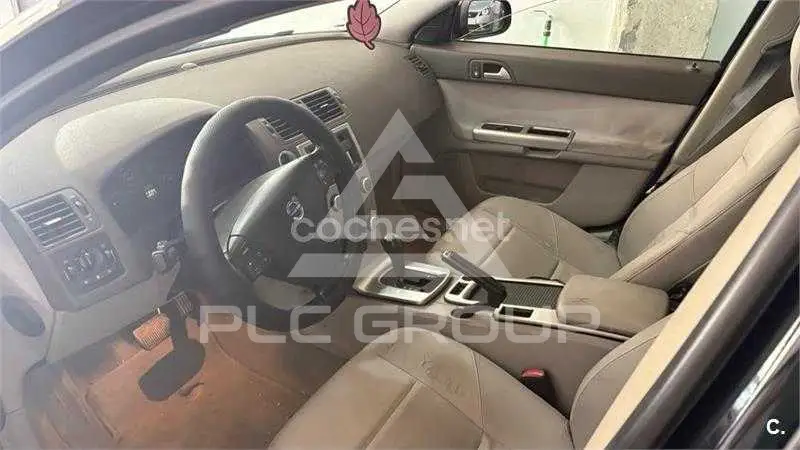 2010 Volvo V50