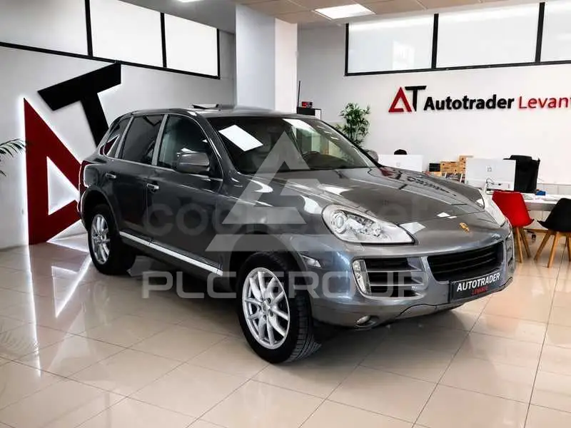 2010 Porsche Cayenne