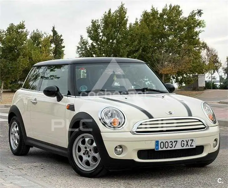 2010 Mini COOPER