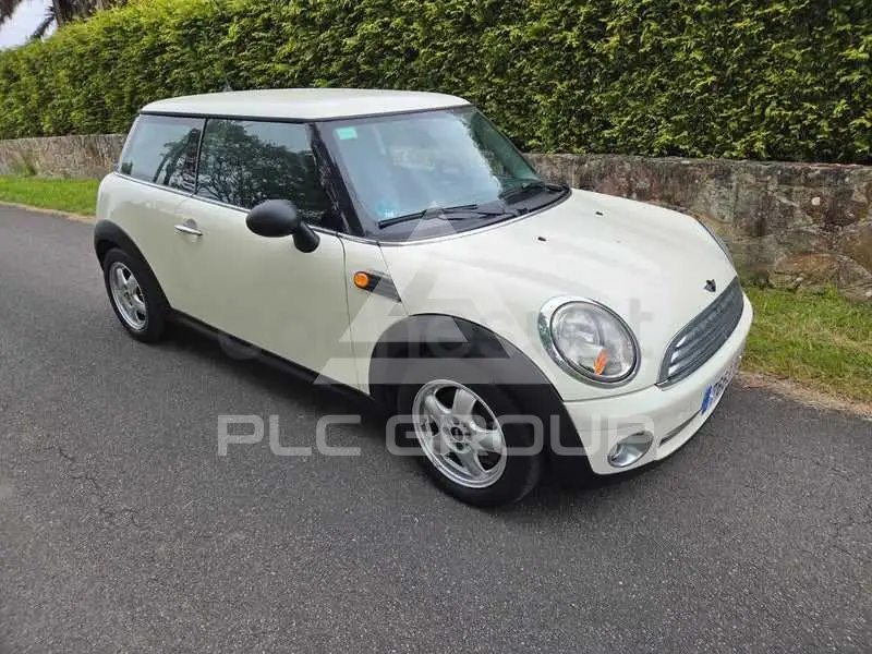 2010 Mini COOPER