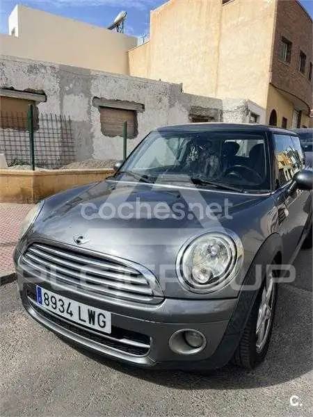 2010 Mini COOPER
