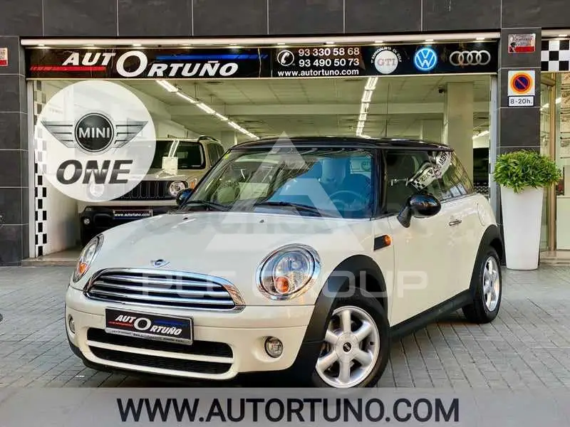 2010 Mini COOPER