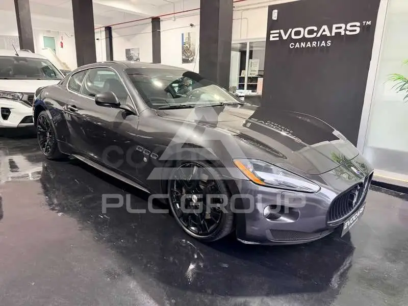 2010 Maserati GRANTURISMO