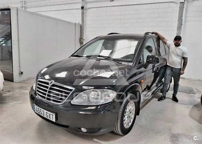 2010 Ssangyong Rodius
