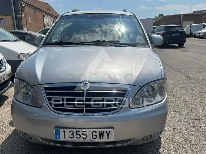 2010 Ssangyong Rodius