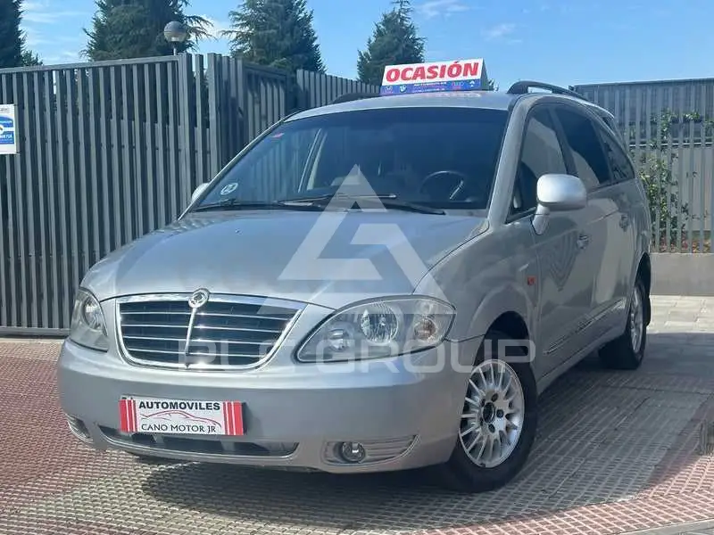 2010 Ssangyong Rodius