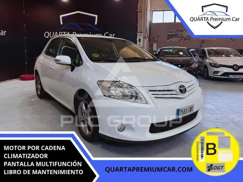 2010 Toyota AURIS