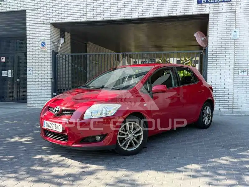 2010 Toyota AURIS