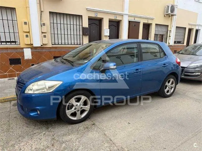 2010 Toyota AURIS