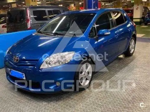 2010 Toyota AURIS