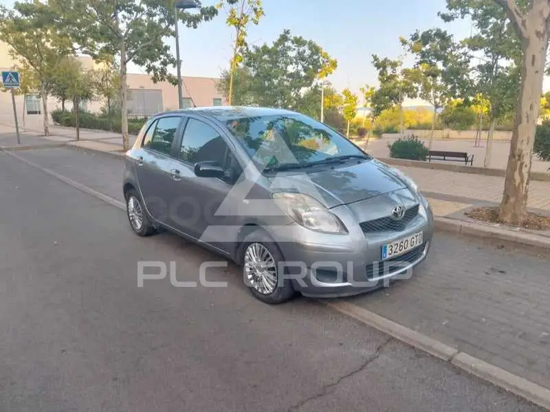 2010 Toyota YARIS