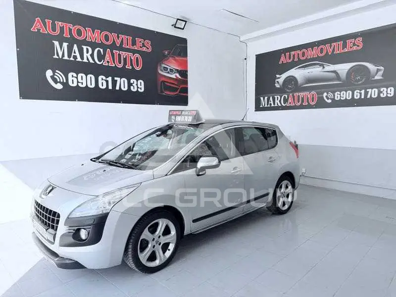 2010 Peugeot 5008