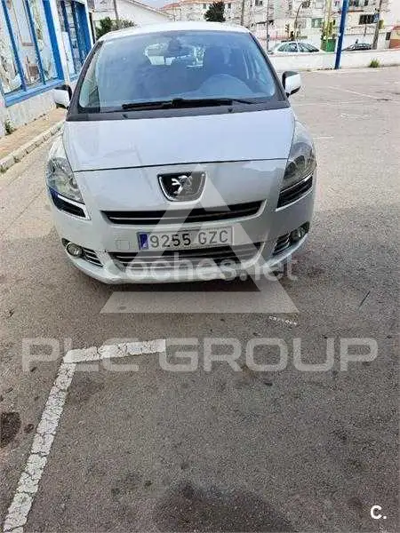 2010 Peugeot 5008