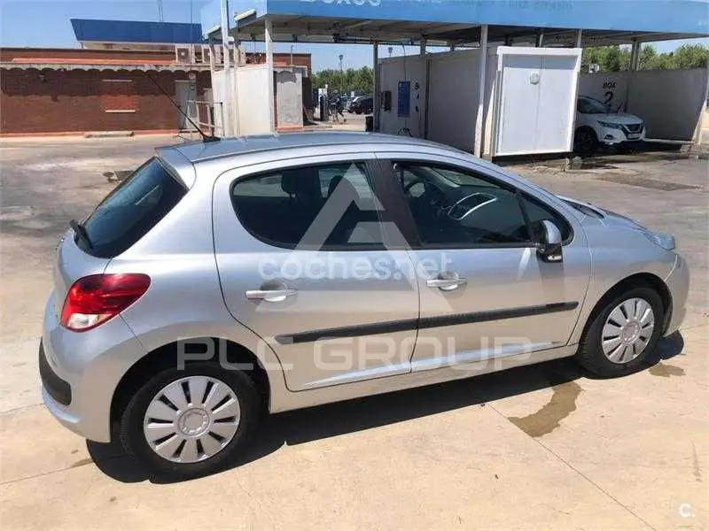 2010 Peugeot 207