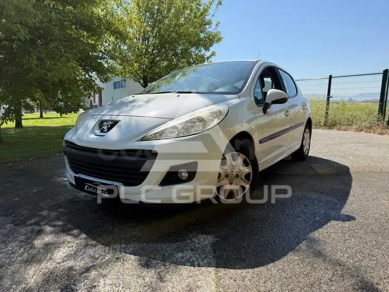 2010 Peugeot 207