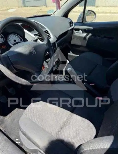 2010 Peugeot 207