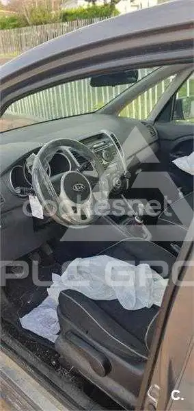 2010 KIA Venga