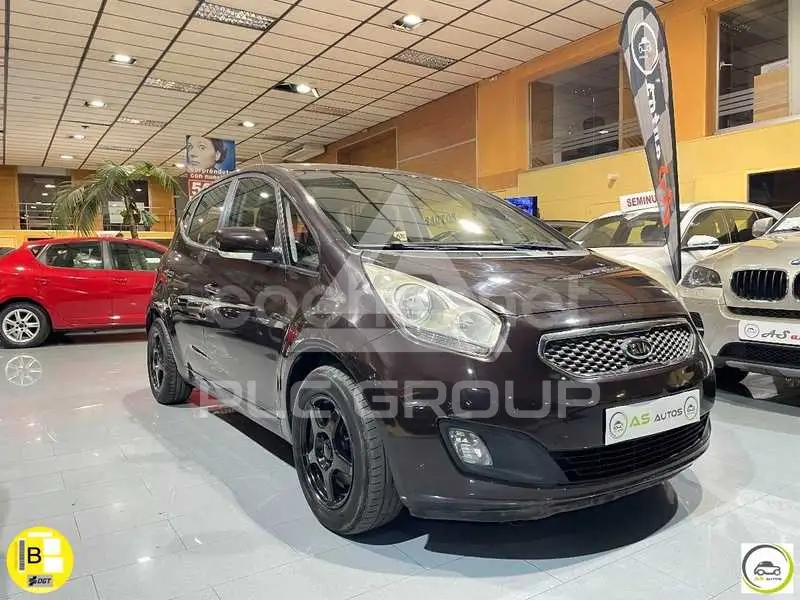 2010 KIA Venga