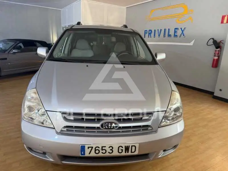 2010 KIA Carnival