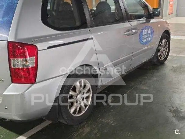 2010 KIA Carnival