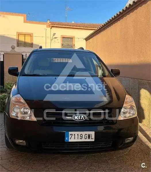 2010 KIA Carnival