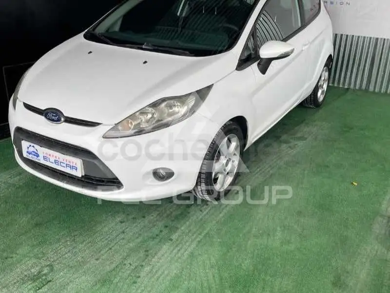 2010 Ford FIESTA