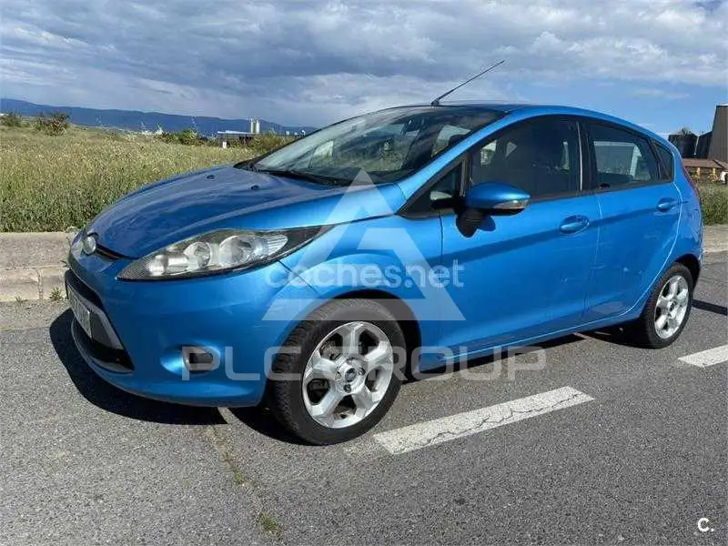 2010 Ford FIESTA