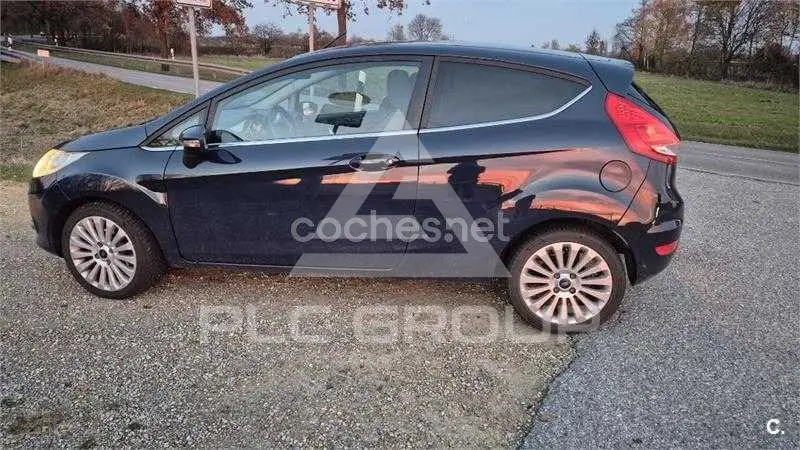 2010 Ford FIESTA