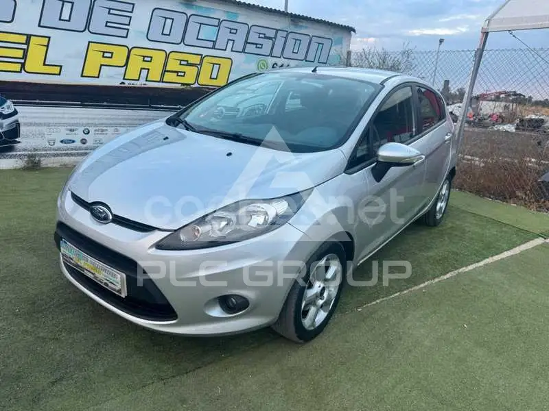 2010 Ford FIESTA