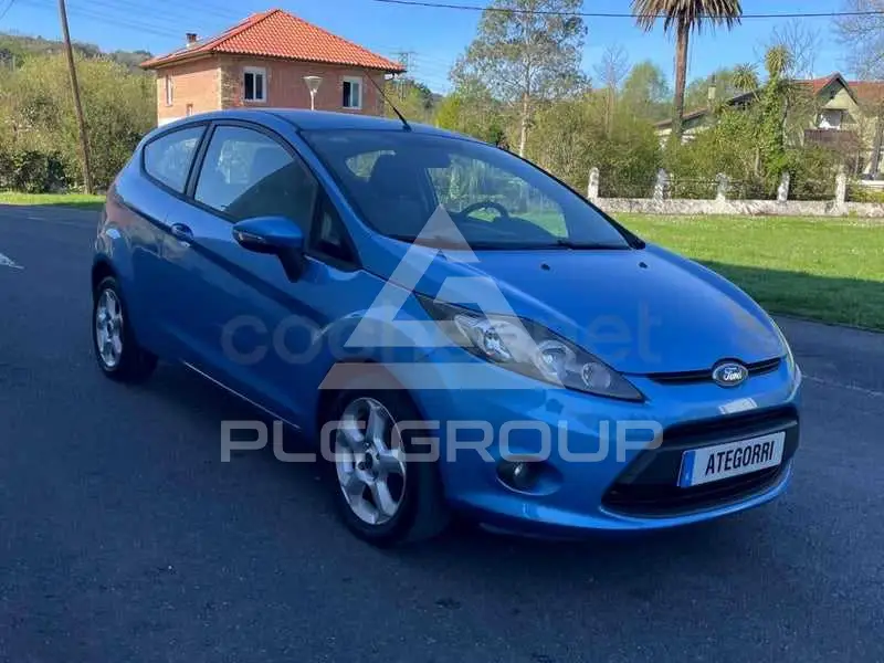 2010 Ford FIESTA