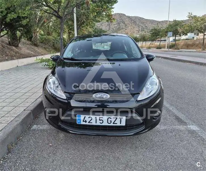 2010 Ford FIESTA