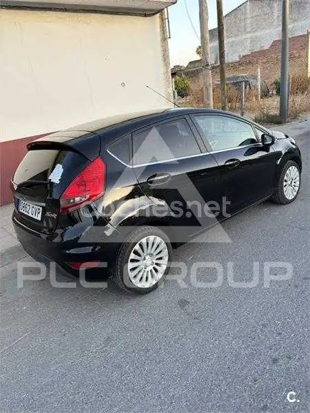 2010 Ford FIESTA