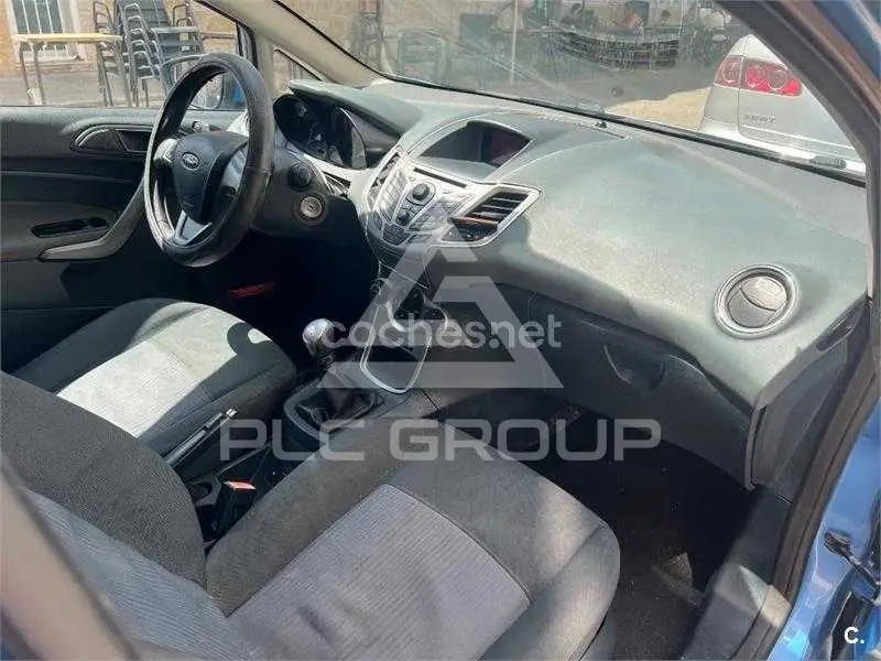 2010 Ford FIESTA