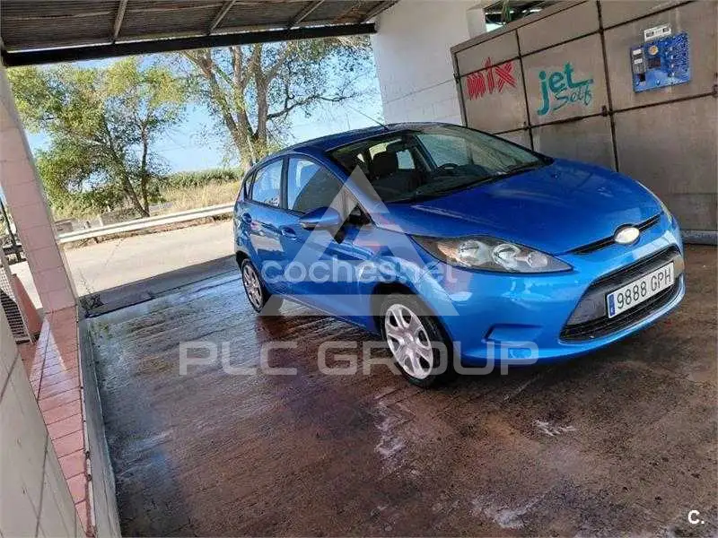2010 Ford FIESTA