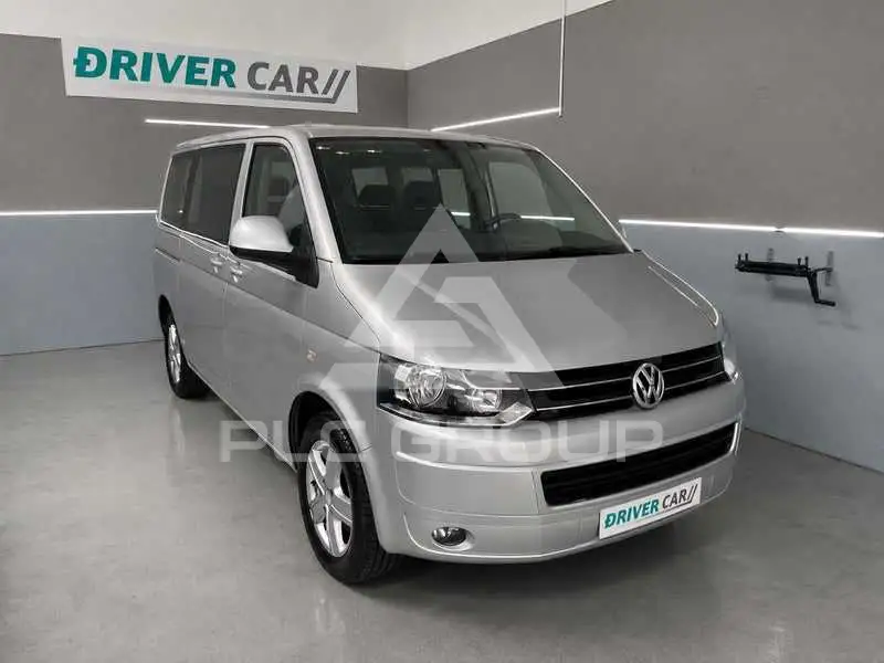 2010 Volkswagen CARAVELLE