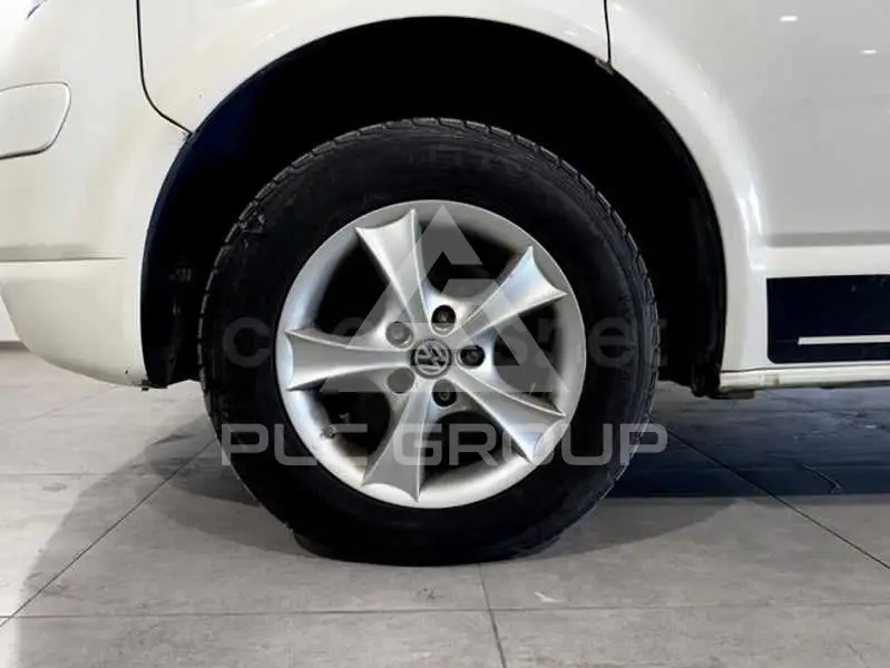 2010 Volkswagen CARAVELLE