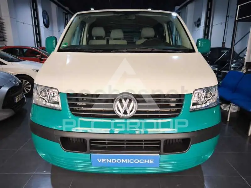 2010 Volkswagen CARAVELLE