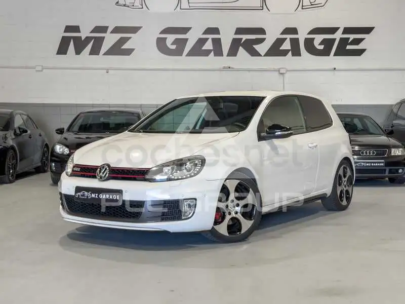 2010 Volkswagen GOLF