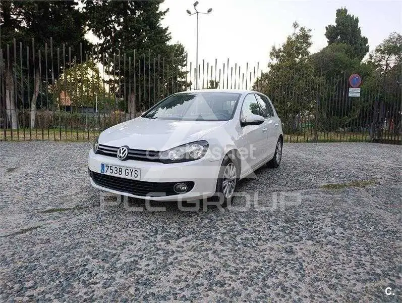2010 Volkswagen GOLF
