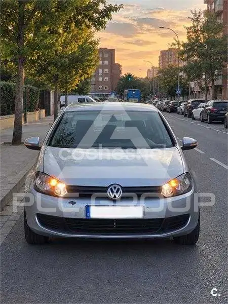 2010 Volkswagen GOLF