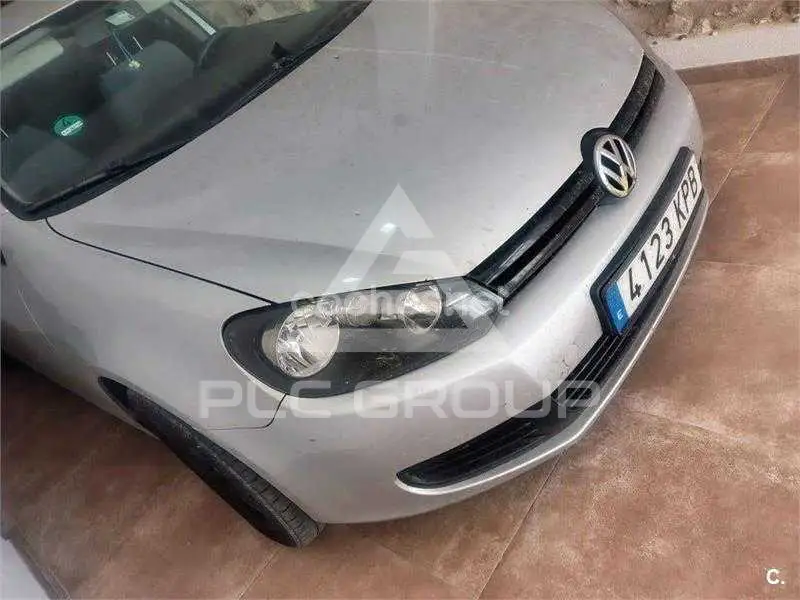 2010 Volkswagen GOLF