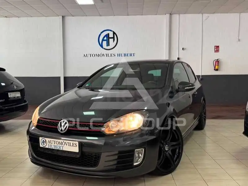 2010 Volkswagen GOLF
