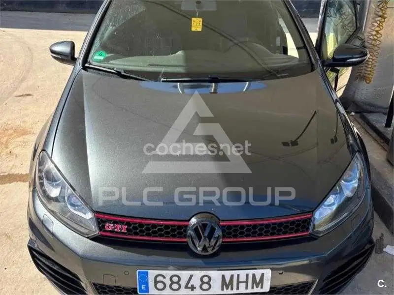 2010 Volkswagen GOLF