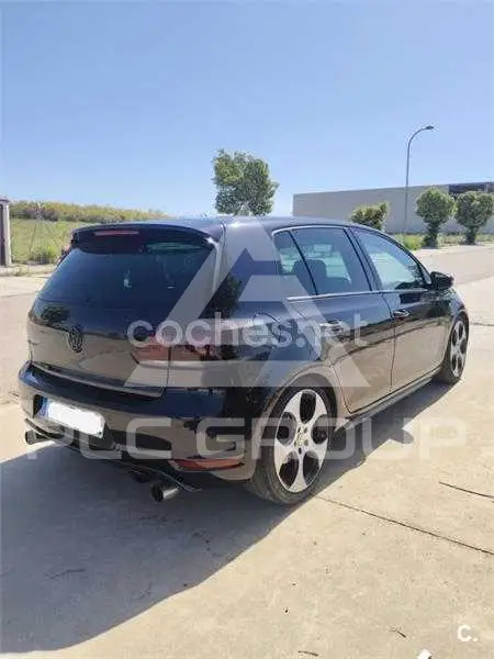 2010 Volkswagen GOLF