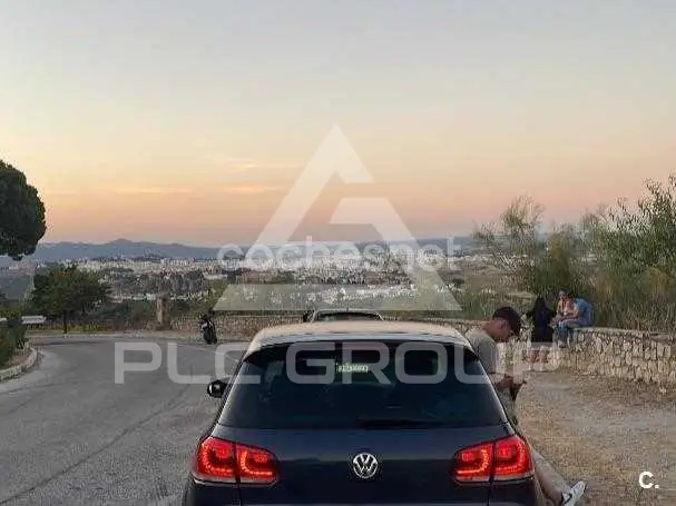 2010 Volkswagen GOLF