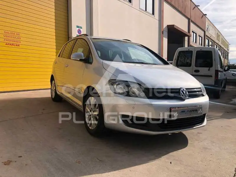 2010 Volkswagen GOLF