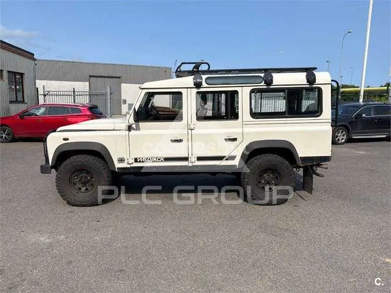 2010 Land Rover DEFENDER