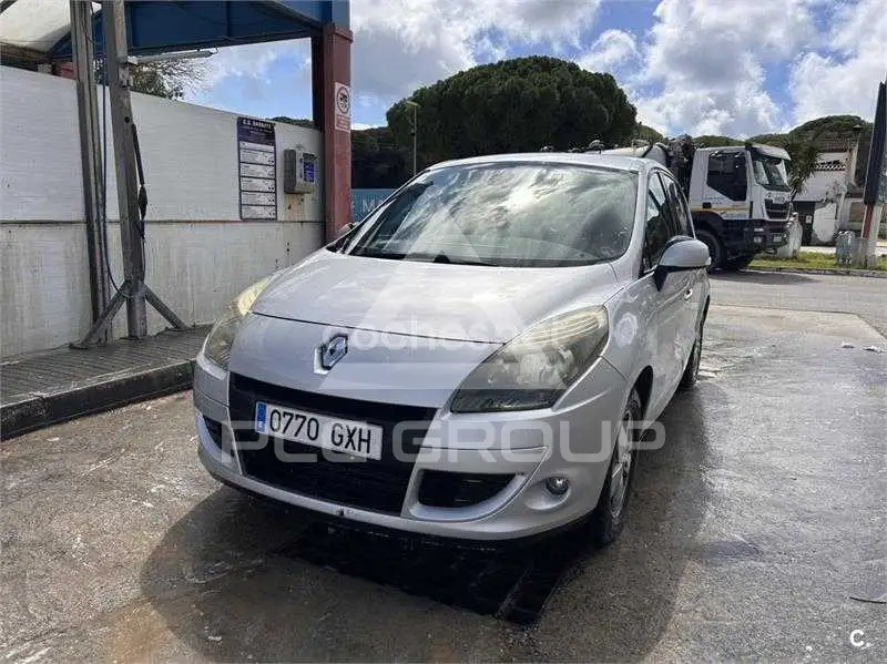2010 Renault Scenic